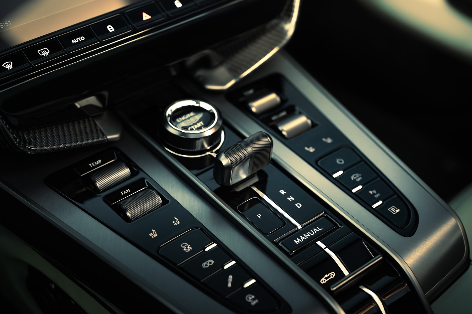 Aston-Martin-Vanquish-Volante_15