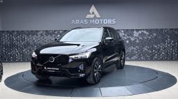 VOLVO XC60 2.0 B5 PLUS DARK AWD