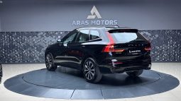 
										VOLVO XC60 2.0 B5 PLUS DARK AWD full									