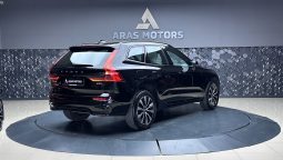 
										VOLVO XC60 2.0 B5 PLUS DARK AWD full									