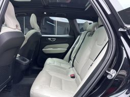 
										VOLVO XC60 2.0 B5 PLUS DARK AWD full									