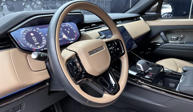 
								RANGE ROVER SPORT 3.0 HSE DYNAMİC PLUS full									