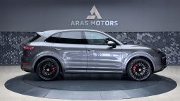 
										PORSCHE CAYENNE 4.0 GTS CHORONO full									