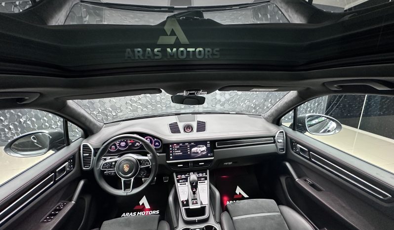 
								PORSCHE CAYENNE 4.0 GTS CHORONO full									