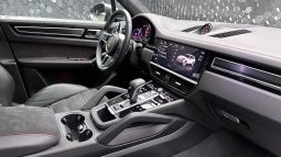 
										PORSCHE CAYENNE 4.0 GTS CHORONO full									