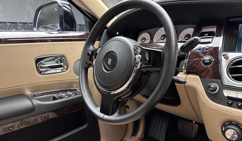 
								ROLLS ROYCE WHEELBASE GHOST 6.6 V12 full									