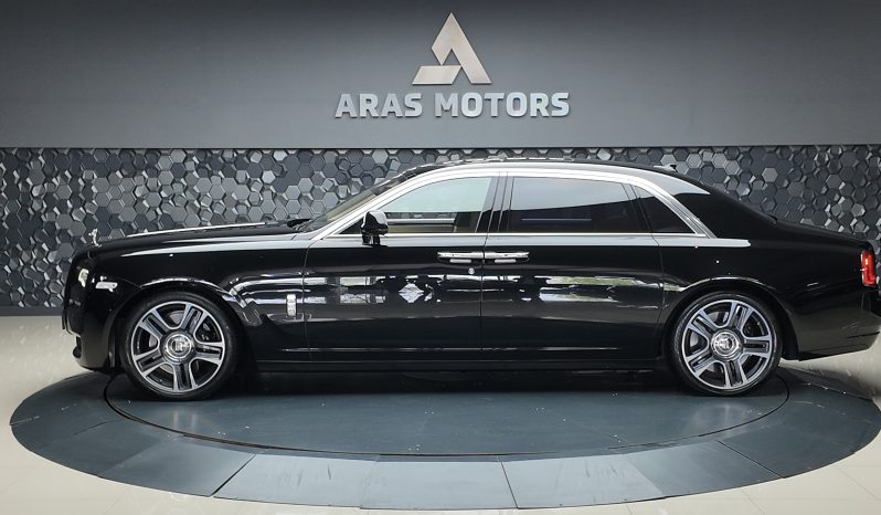 
								ROLLS ROYCE WHEELBASE GHOST 6.6 V12 full									