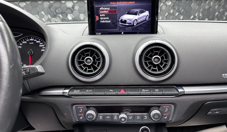 
								AUDİ A3 35 TFSI CABRİO full									