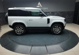 
										LAND ROVER DEFENDER 90 3.0D D200 full									
