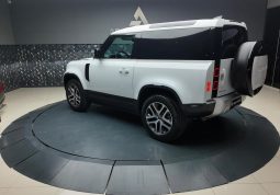 
										LAND ROVER DEFENDER 90 3.0D D200 full									