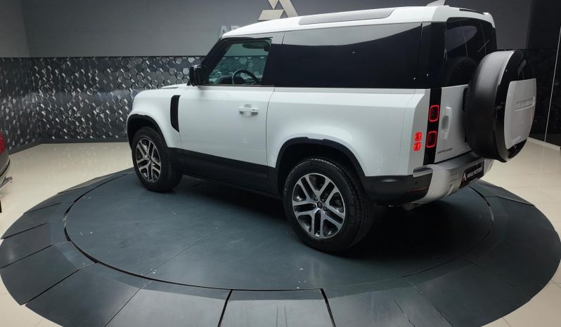 
								LAND ROVER DEFENDER 90 3.0D D200 full									