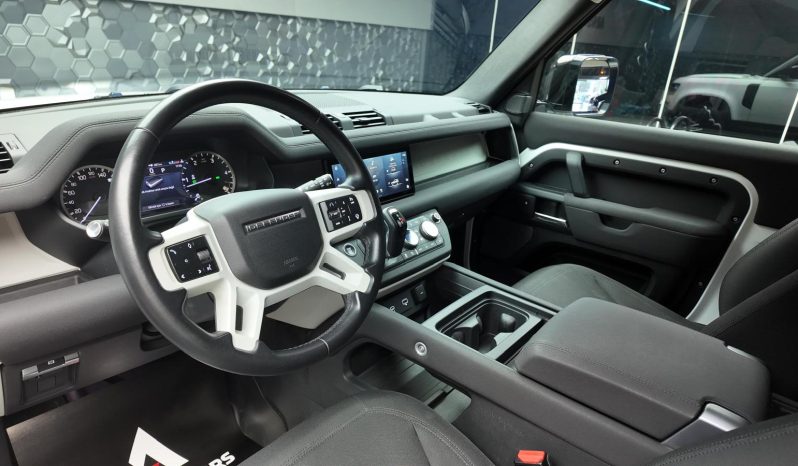 
								LAND ROVER DEFENDER 90 3.0D D200 full									