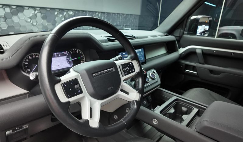 
								LAND ROVER DEFENDER 90 3.0D D200 full									