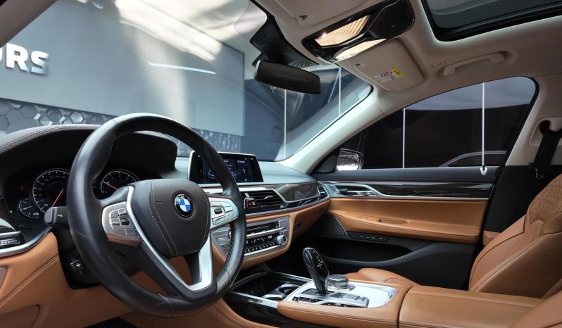 
								BMW 7.30İ LONG PURE EXCELLENCE full									